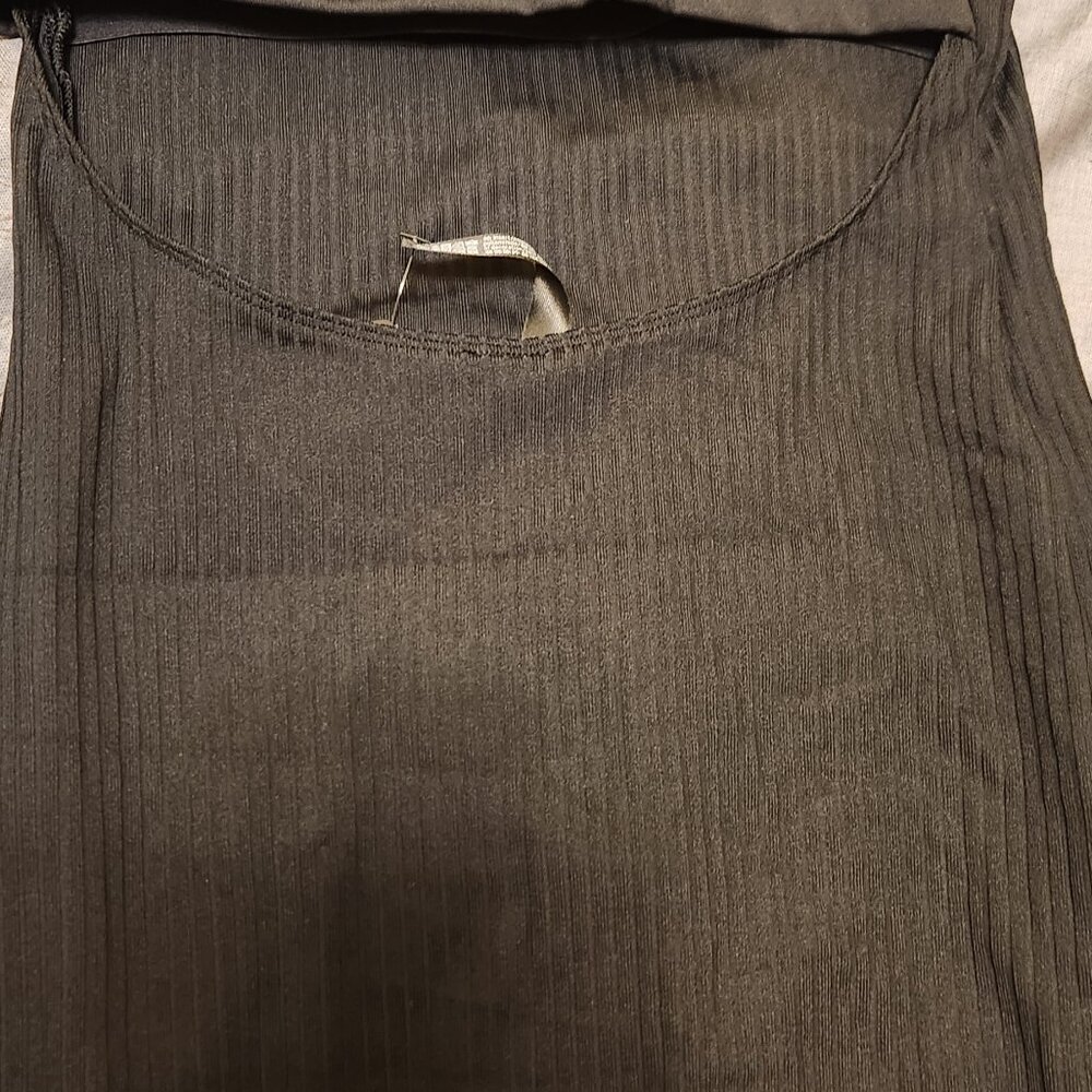 Body - Picture 3 of 3